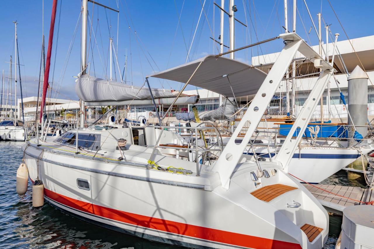 ארסיפה Relaxing Stay On A 38Ft Sail Yacht מראה חיצוני תמונה