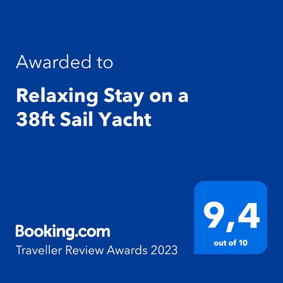 ארסיפה Relaxing Stay On A 38Ft Sail Yacht מראה חיצוני תמונה